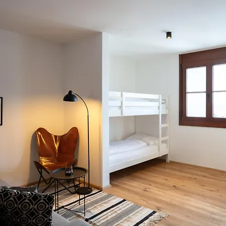 Luxescape-traumaussicht-wandergebiet-paragleiten-mountainbiken-erlebnis Card Apartment Treffen