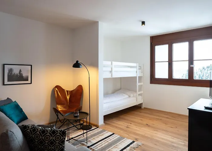 Luxescape-traumaussicht-wandergebiet-paragleiten-mountainbiken-erlebnis Card Apartment Treffen