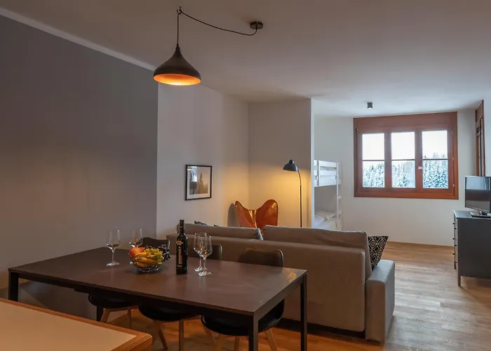 Luxescape-traumaussicht-wandergebiet-paragleiten-mountainbiken-erlebnis Card Apartment Treffen